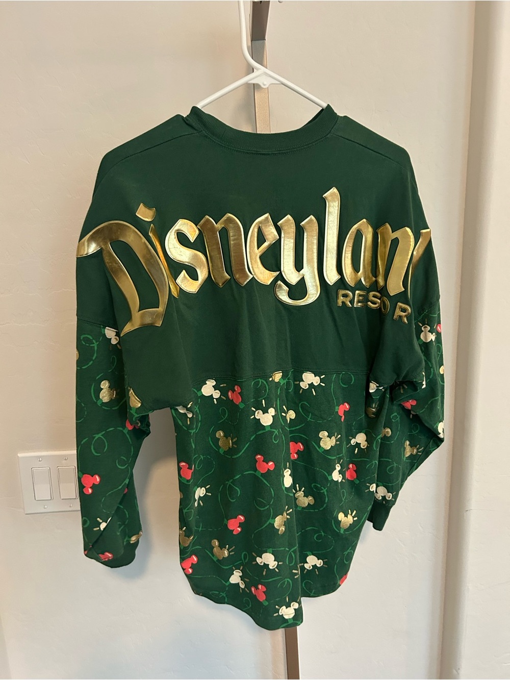 Disneyland Mickey Mouse Icon Holiday Christmas Lights Spirit Jersey Adult XS
